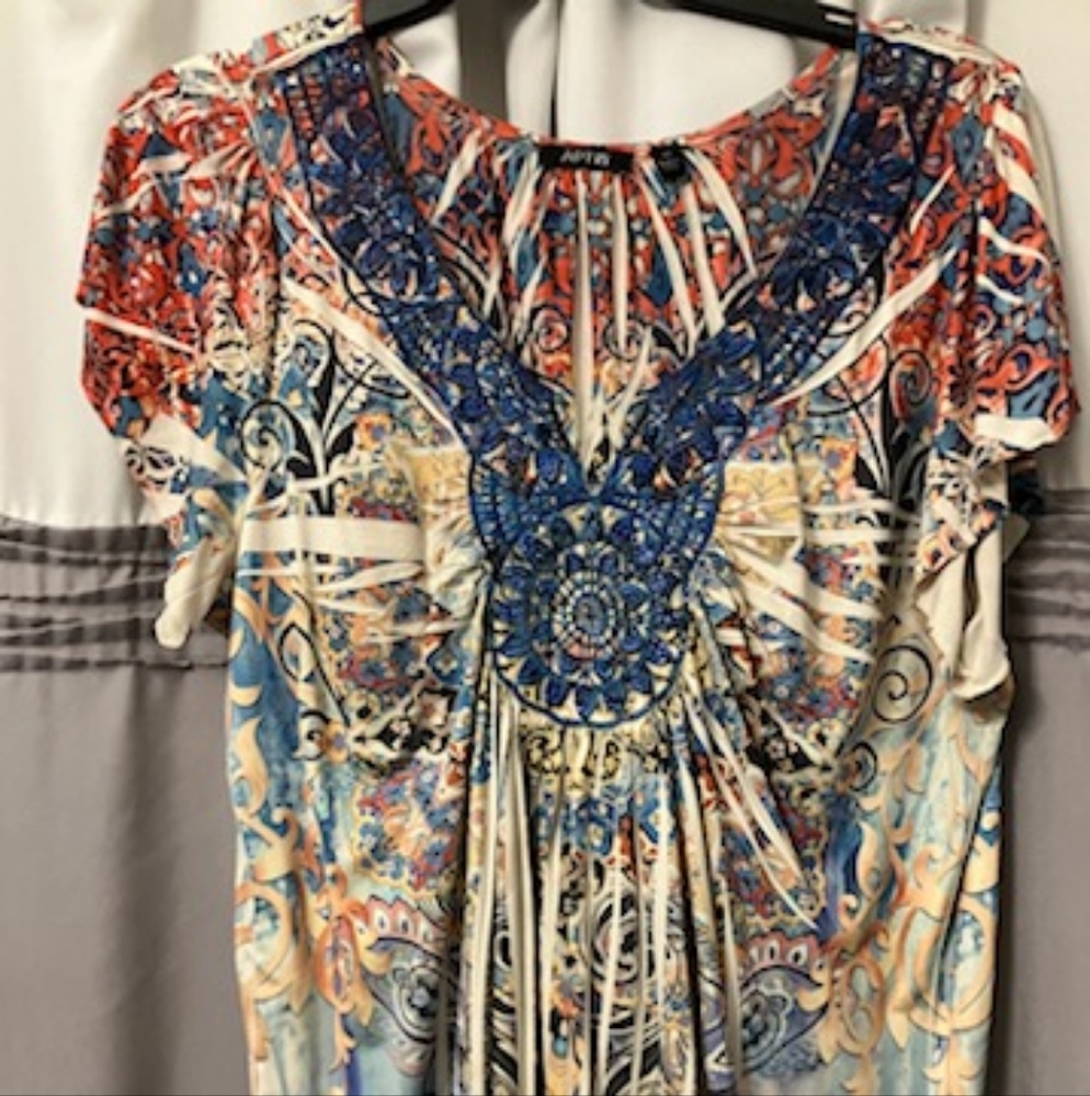 Ladies multicolor top